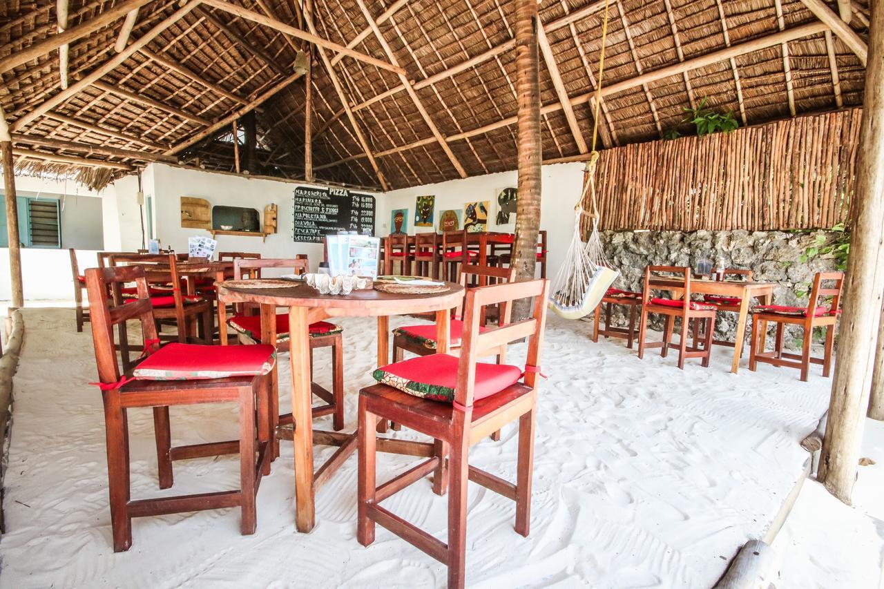 Blue Reef Sport & Fishing Lodge And Bungalows Jambiani  Esterno foto
